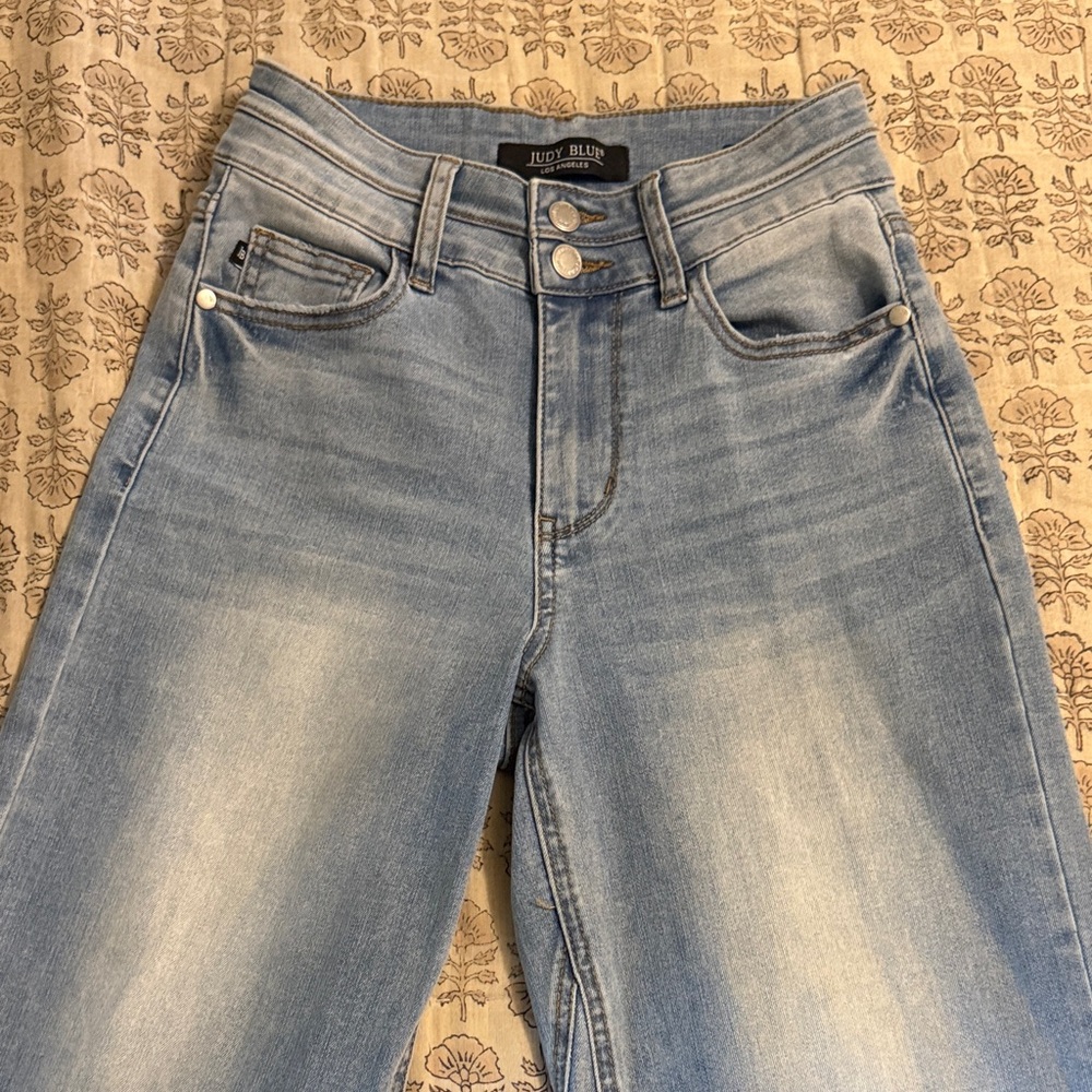 Judy Blue Light Wash High Rise wide crop Stretch Jeans